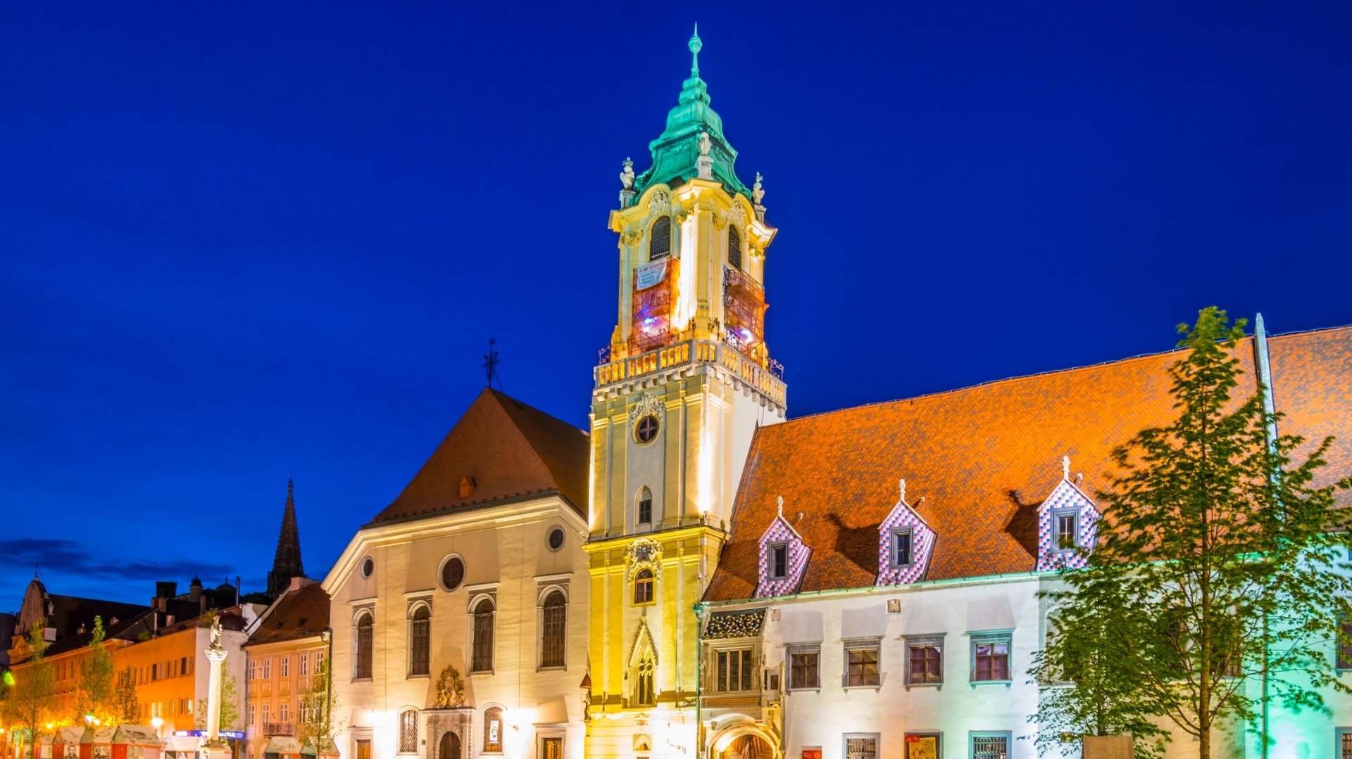 Free Night Tour Bratislava5