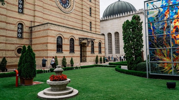 BudapestJewishQuarterTour2