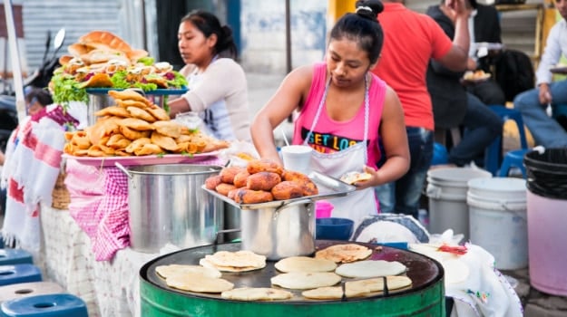 Essential Free Tour Guatemala City3