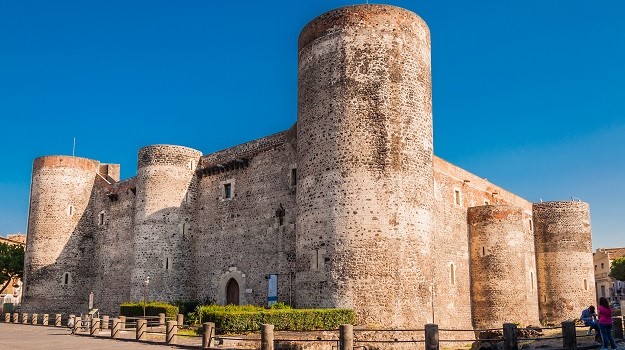 Essential Free Tour Catania5