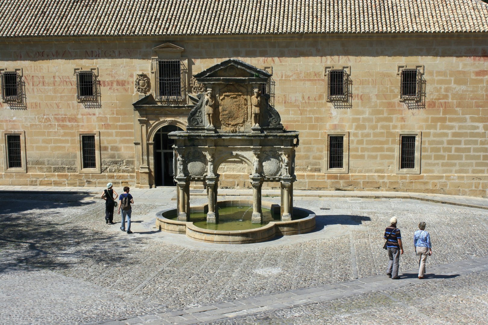 Free Palaces of Baeza Tour3