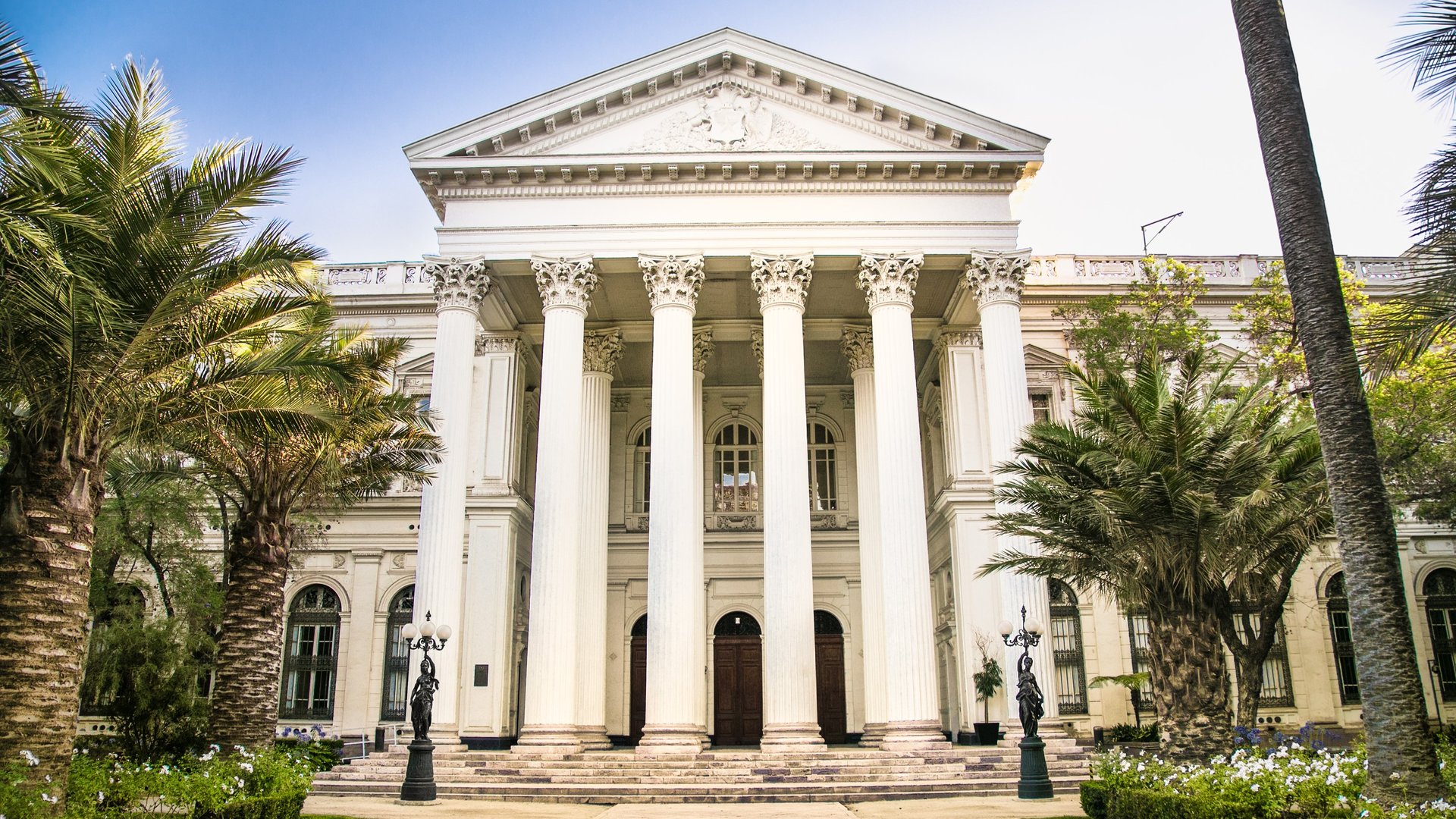 Free Architecture Tour Santiago1