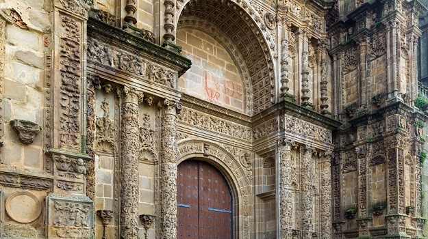 Essential Free Tour Plasencia2