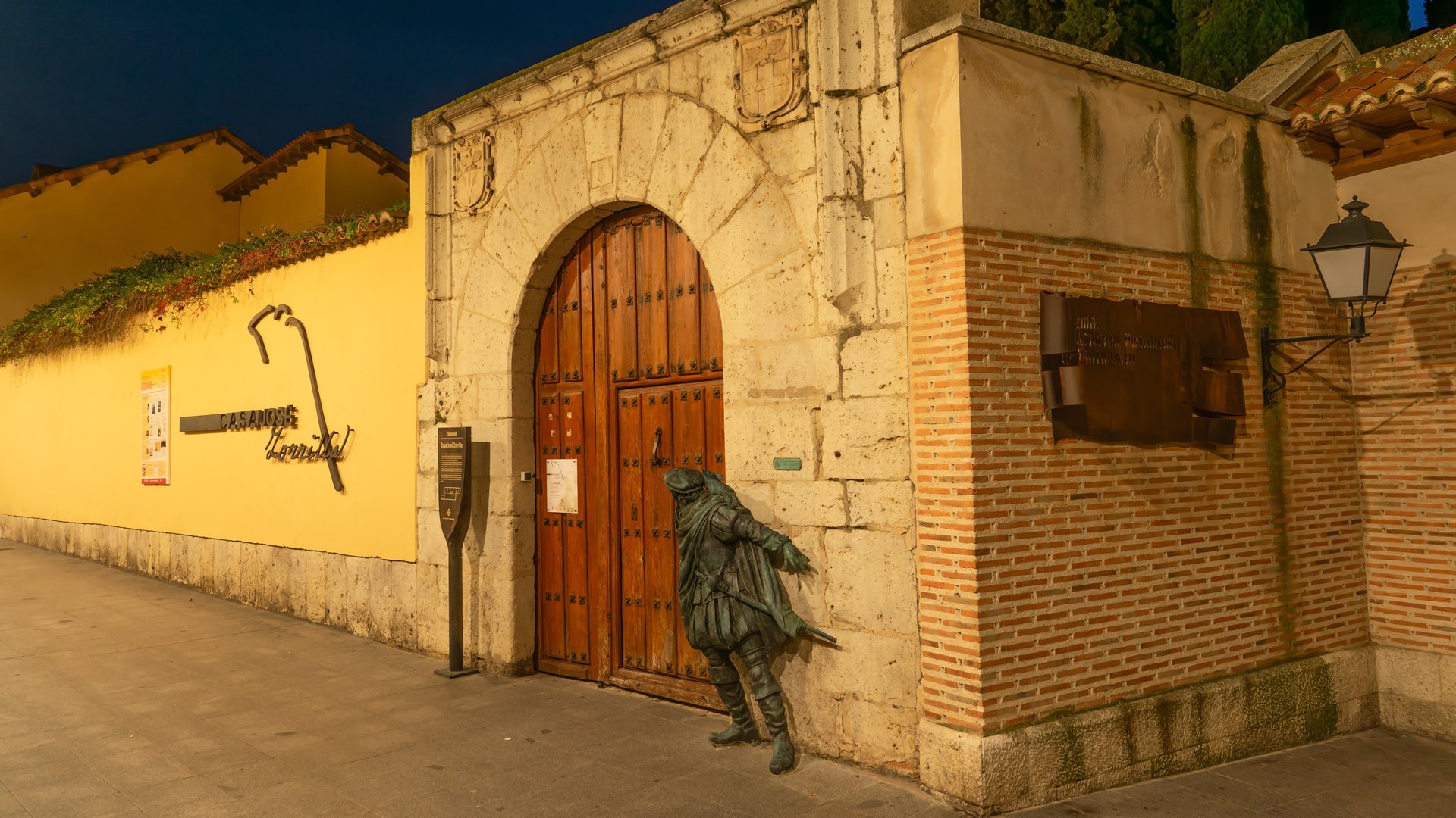 Free Mysteries & Legends Tour Valladolid3