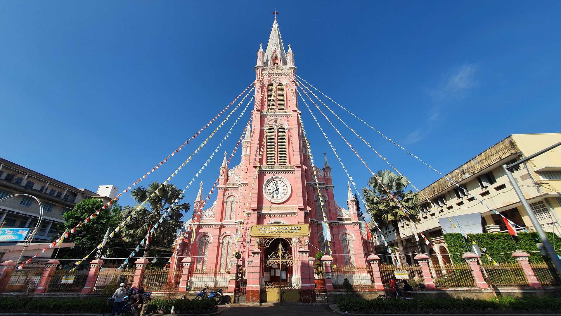 Free Heritage Tour Ho Chi Minh City1