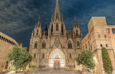 Free Gothic Quarter by Night Tour Barcelona