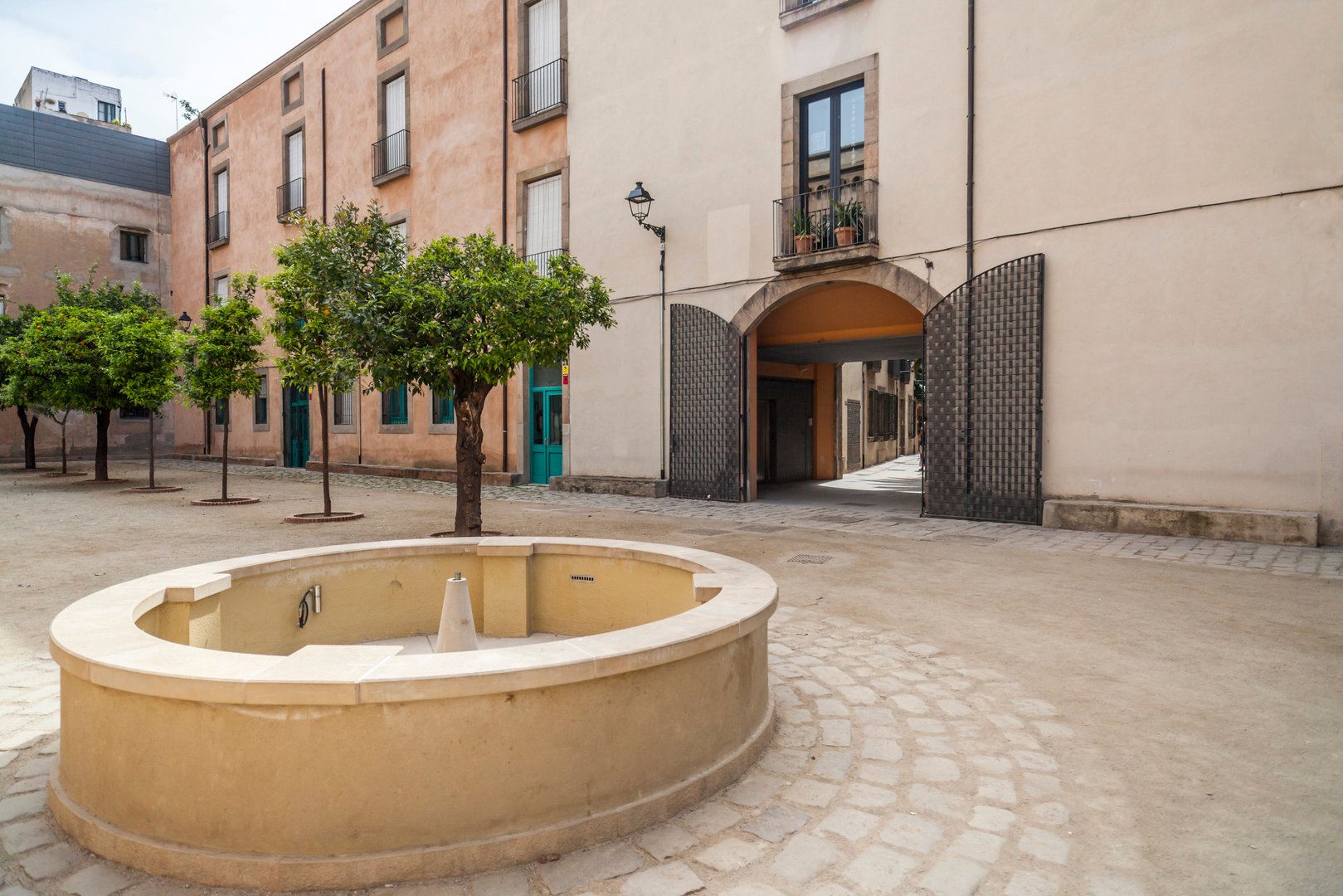 Free El Raval Tour Barcelona4