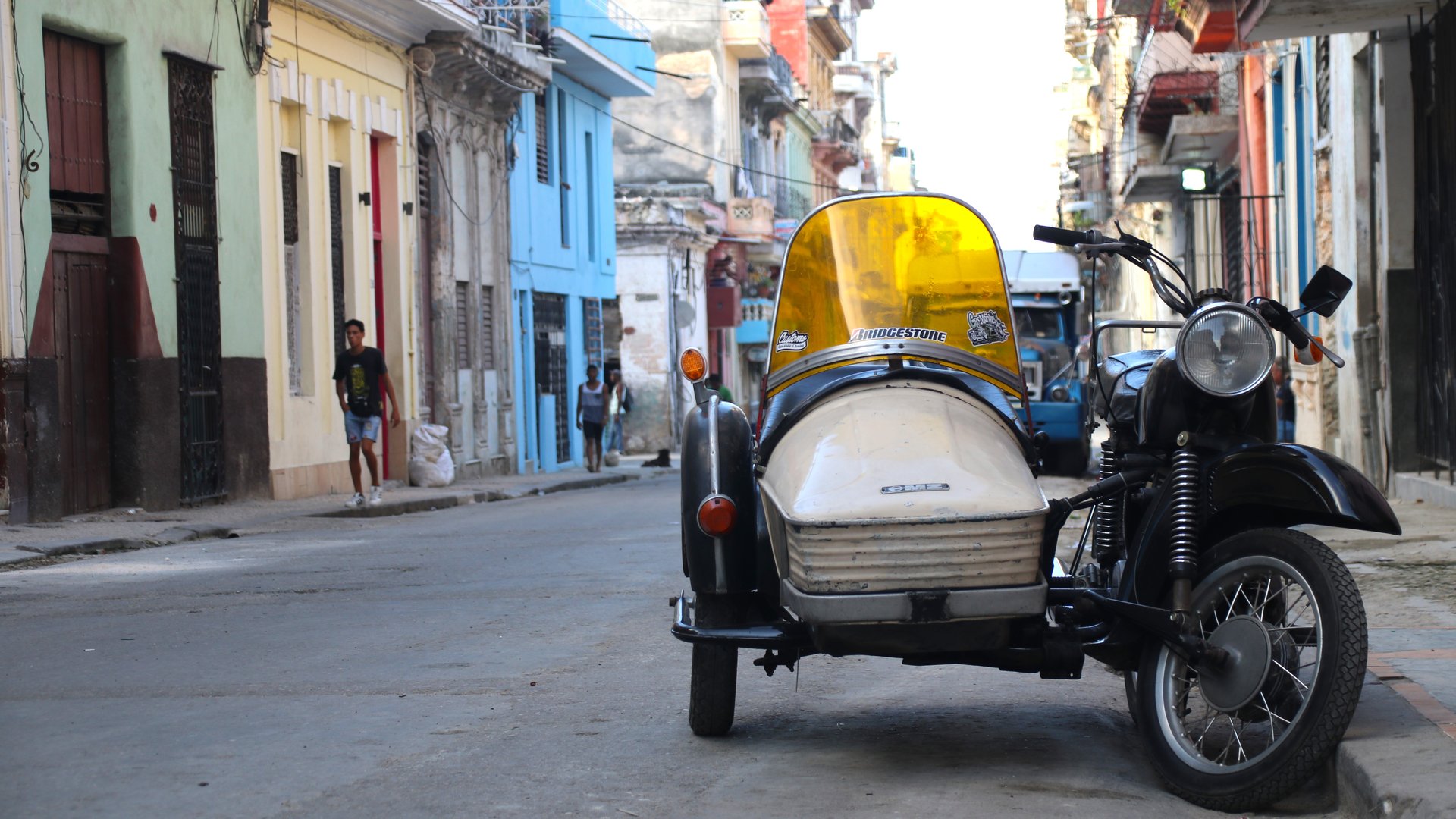 Free Sidecar Motorcycle Tour Havana1