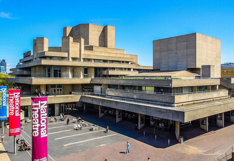The Ultimate Guide To Visiting The National Theatre2