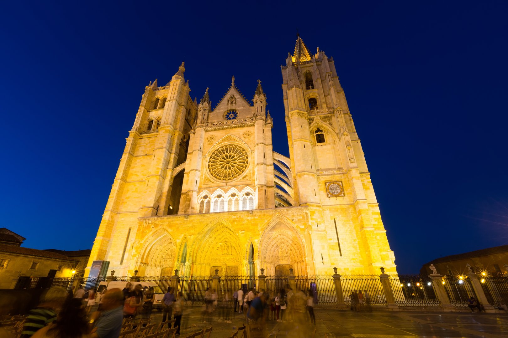 Free Night Tour Leon1