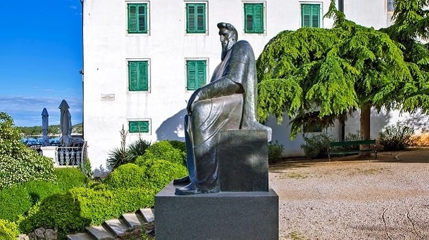 EssentialFreeTourSibenik3