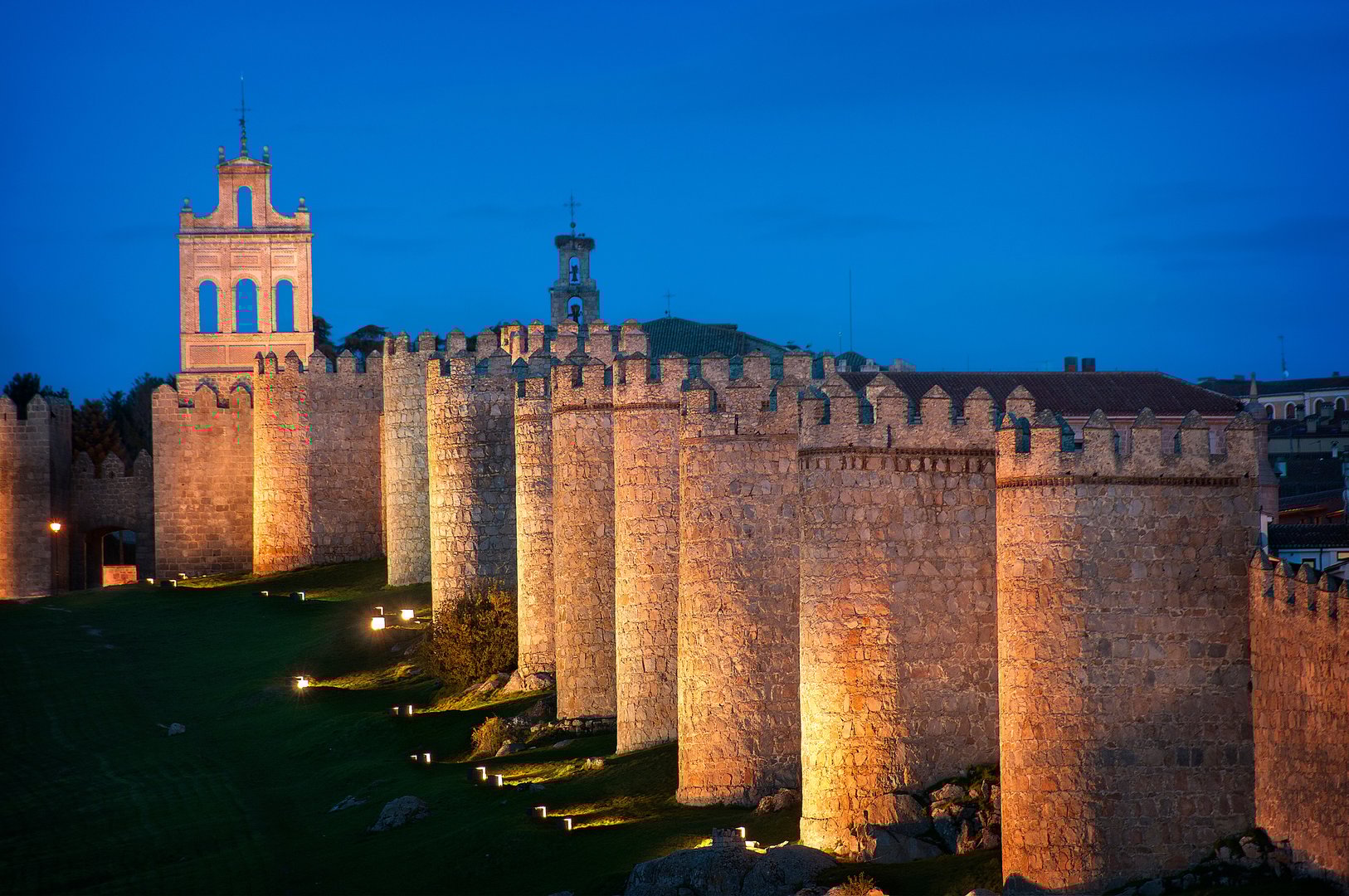 Free Mysteries & Legends Tour Avila1