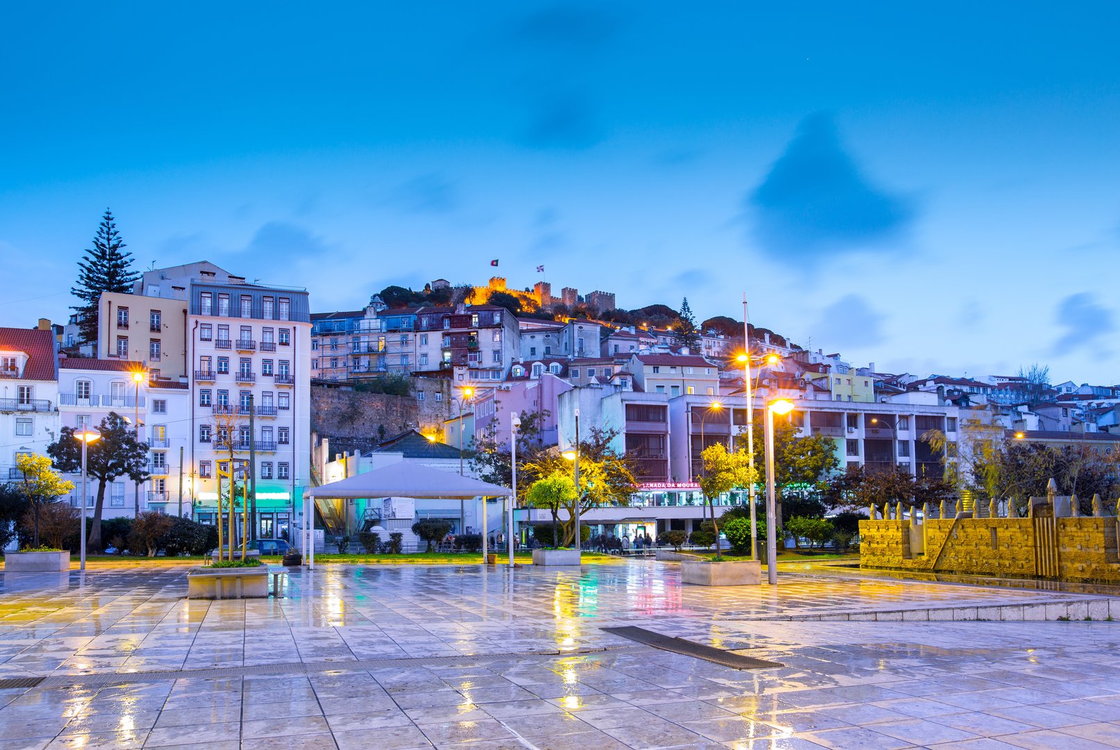 Free Night Tour Lisbon4