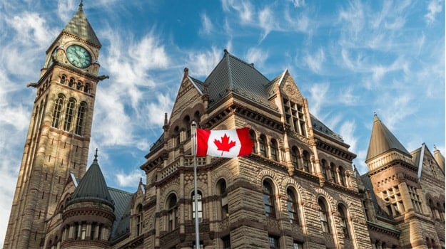Essential Free Tour Toronto2