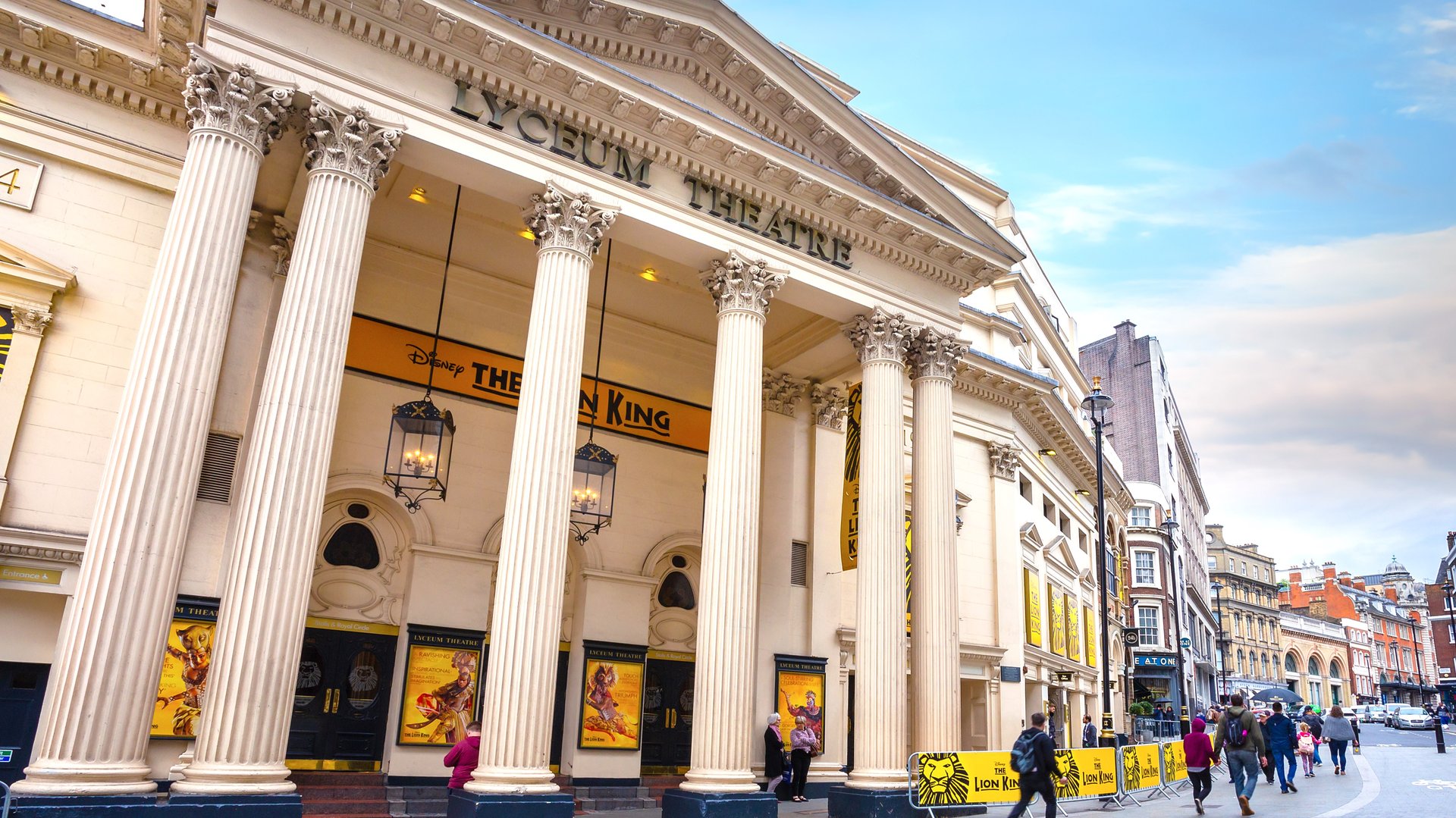 Free West End Tour London1