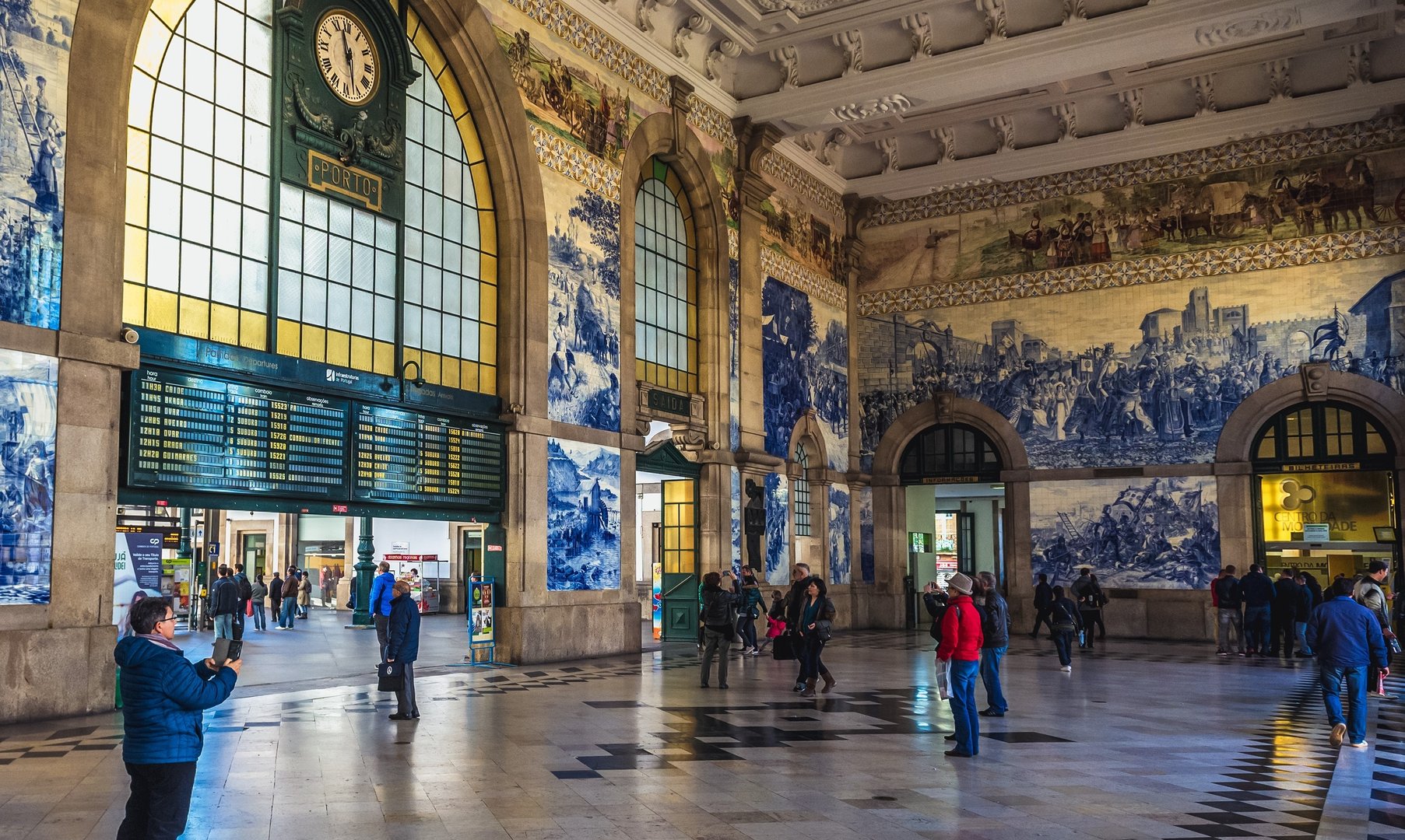 Free Azulejos Tour Porto4