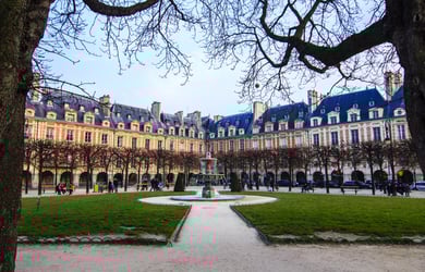 Free Le Marais Tour Paris Banner