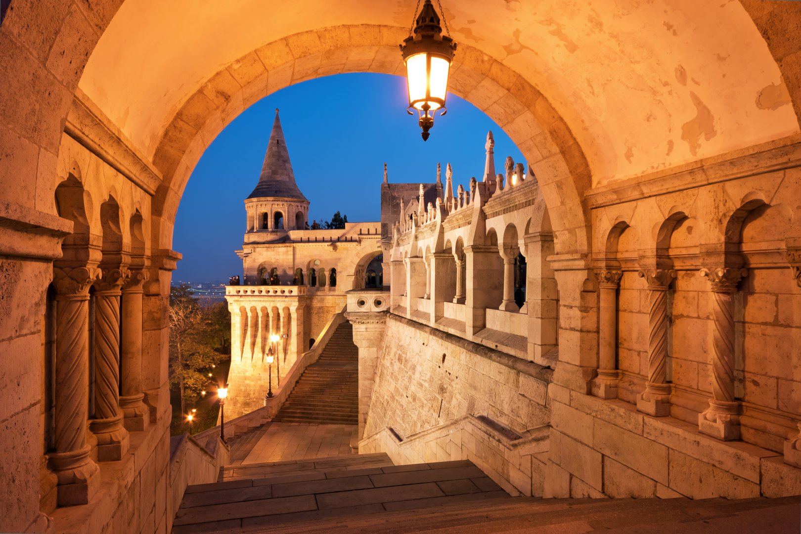 Free Buda by Night Tour Budapest2