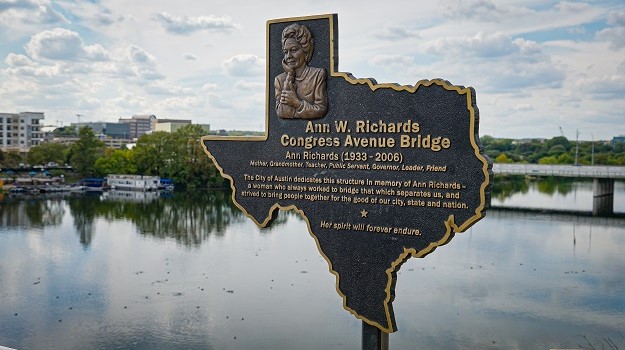 EssentialFreeTourAustin2