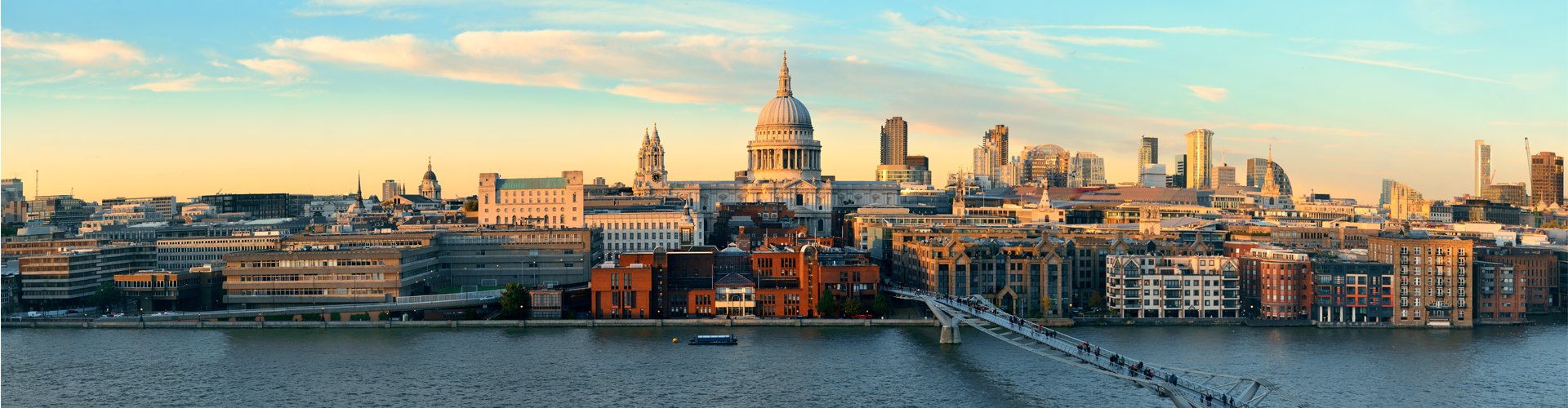 Free walking tour london 14 best free tours in london