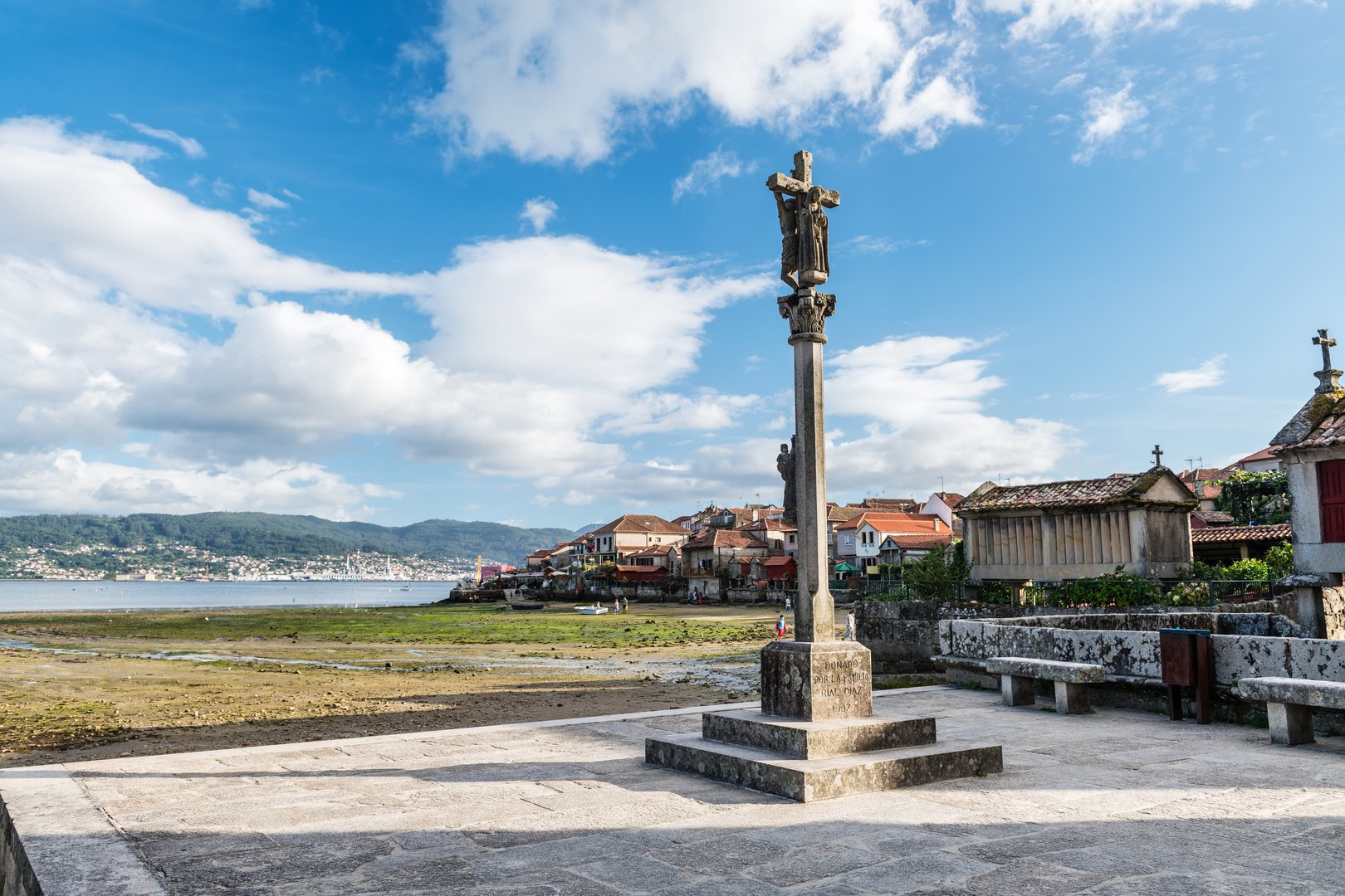 Essential Free Tour Combarro5