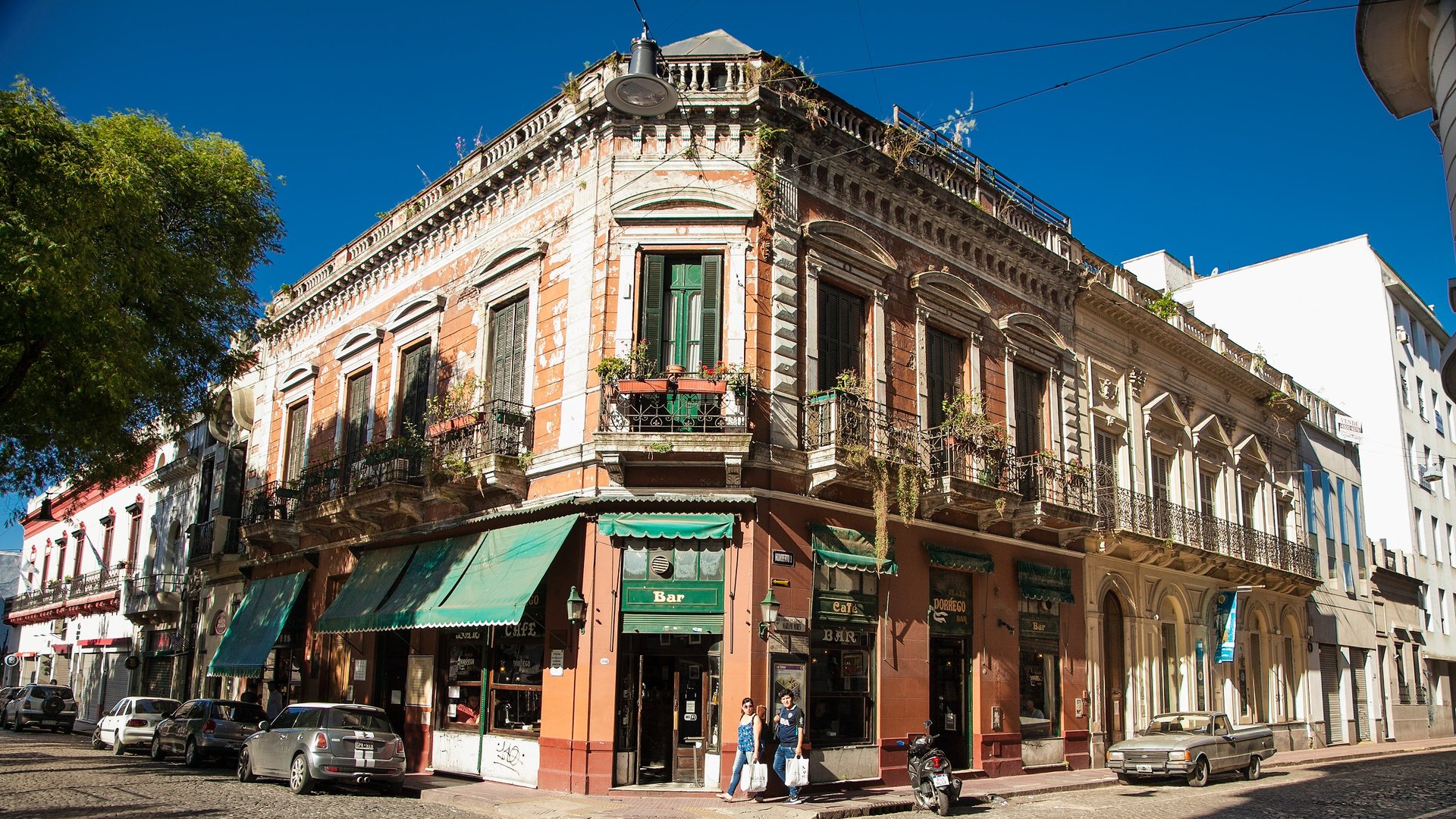 Free City Center, Puerto Madero & San Telmo Tour Buenos Aires2
