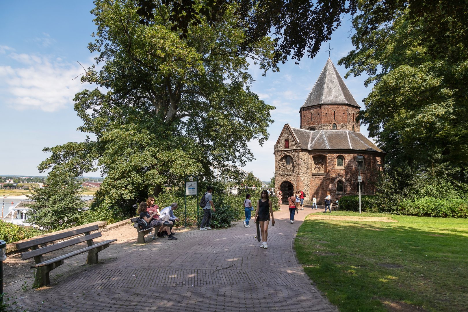 Essential Free Tour Nijmegen2