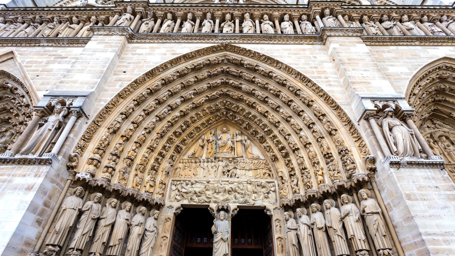Free Notre-Dame Tour Paris1