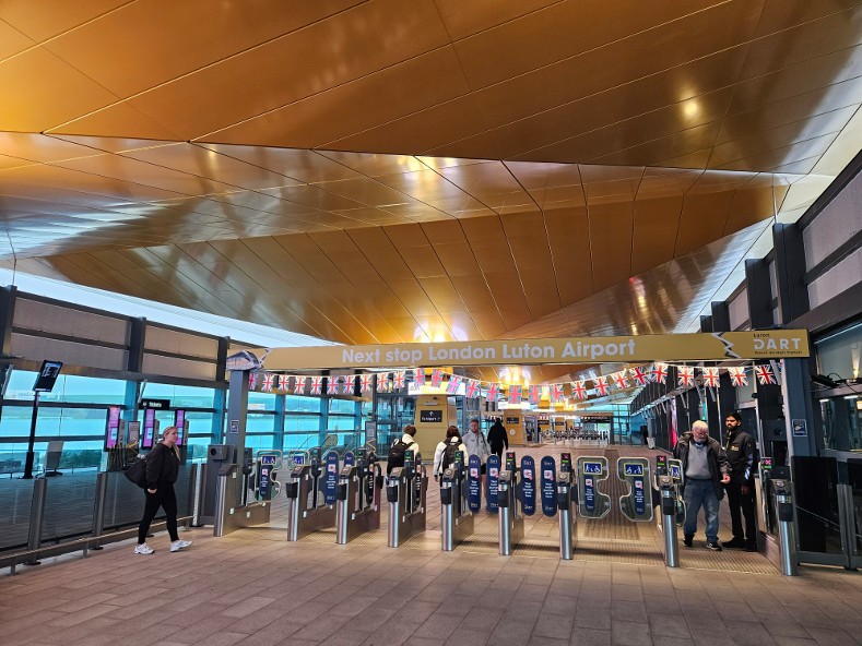 Luton_Airport_4