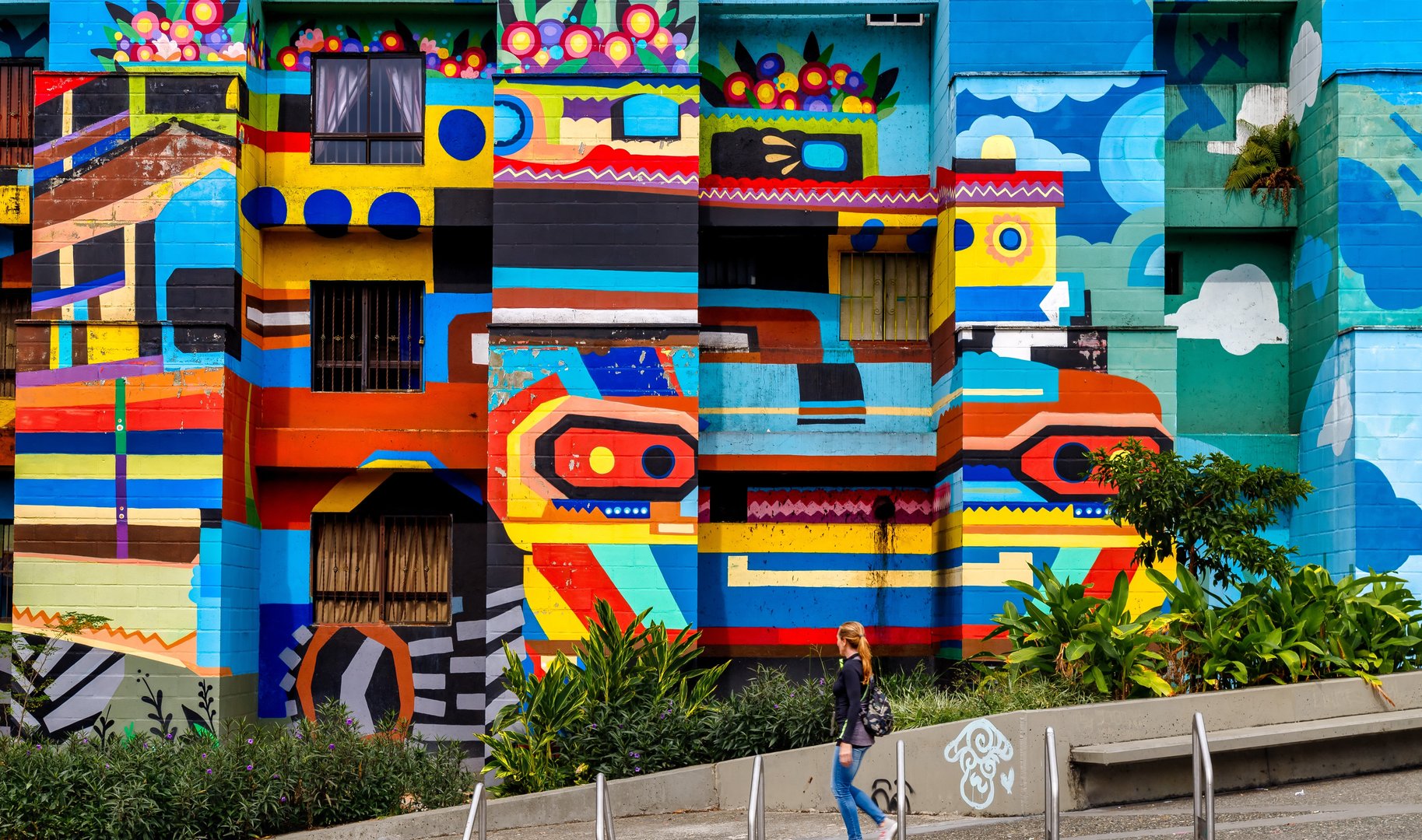 Free Miraflores Tour Medellin1