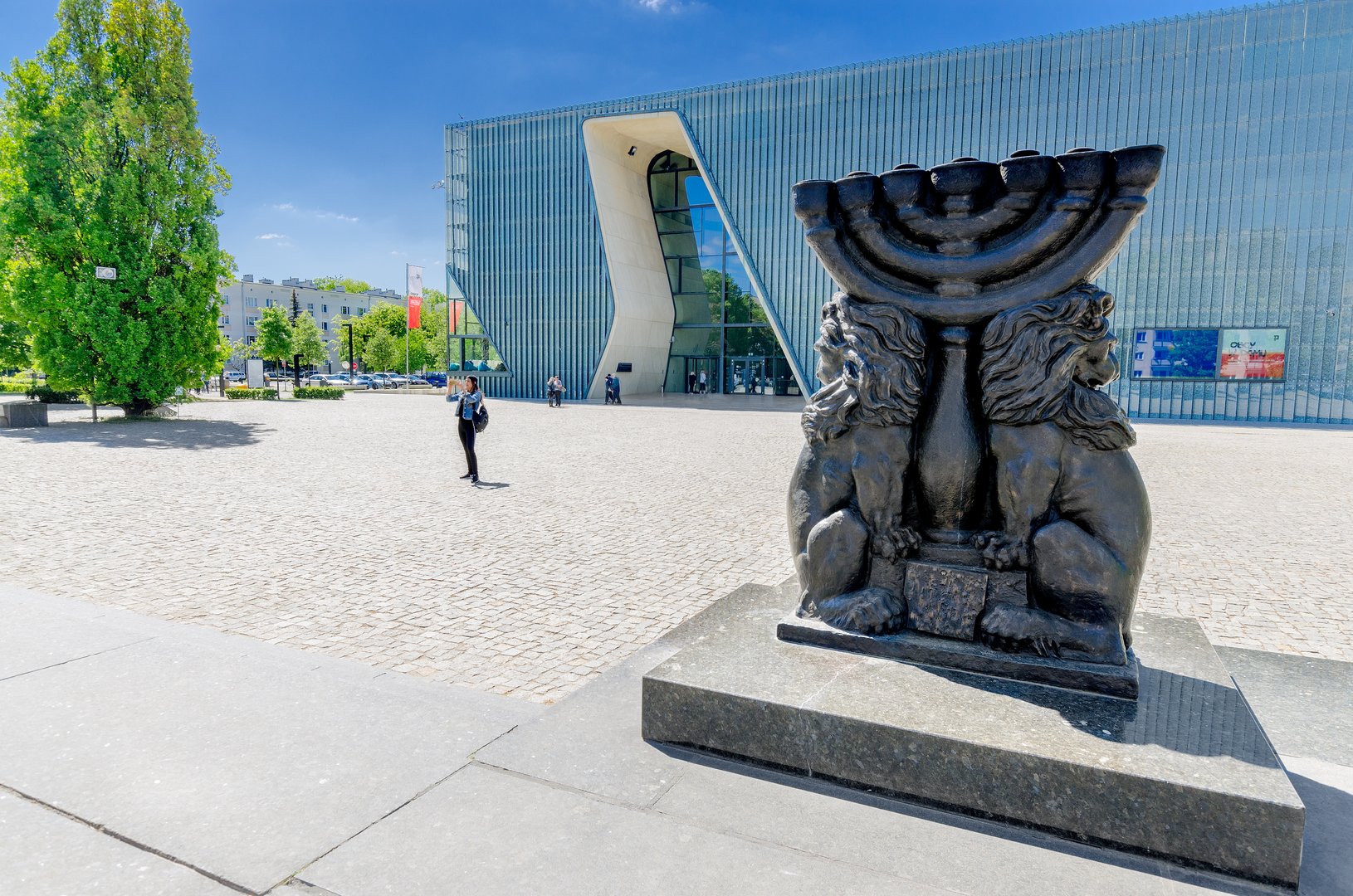 Free Jewish Quarter Tour Warsaw4
