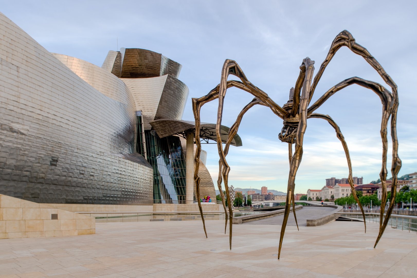 Free Modern Bilbao Tour3