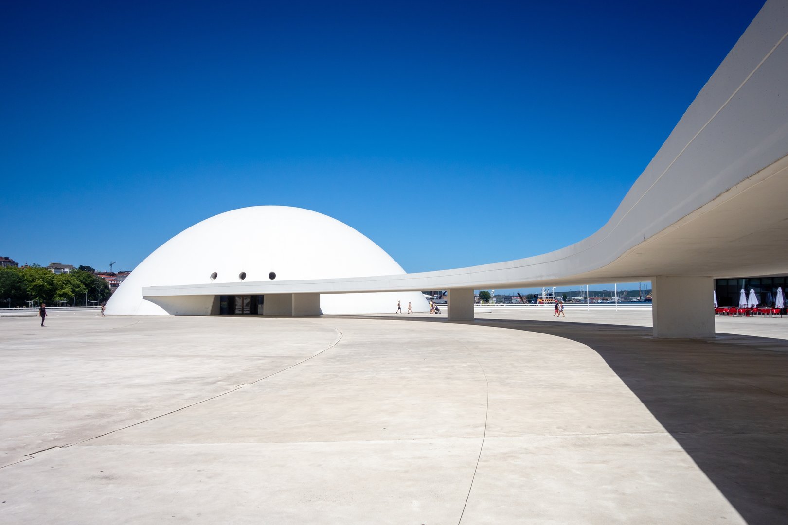 Essential Free Tour Aviles2