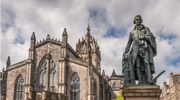 Essential Free Tour Edinburgh5