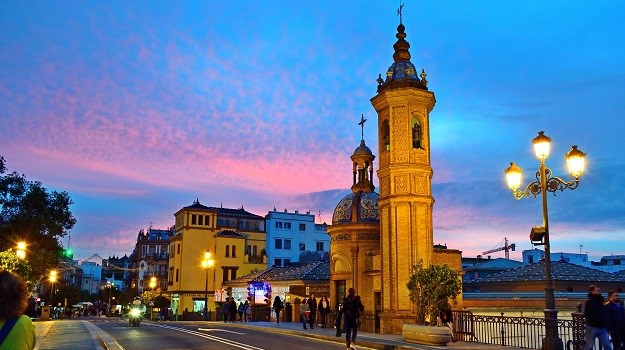 Free Unknown Triana Tour Seville1