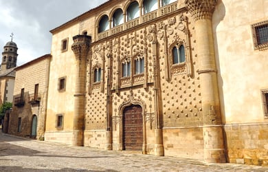 Free Palaces of Baeza Tour Banner