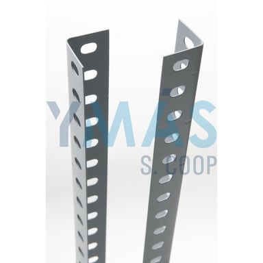 ANGULO RANURADO GALVANIZADO 40X2000MM
