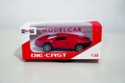 Autito coleccionable (caja roja)