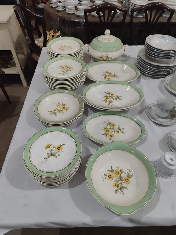 Juego en porcelana de vajillas