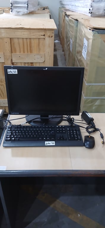 Lenovo PC M71Q MJ05D1FV 4GB 500 GB I5 7TH win 10 pro, monitor de 19 pulgadas, con fuente, teclado y mouse