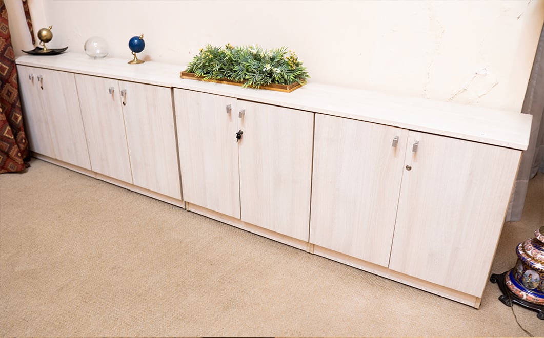 Subasta de mobiliario de oficina y más artículos