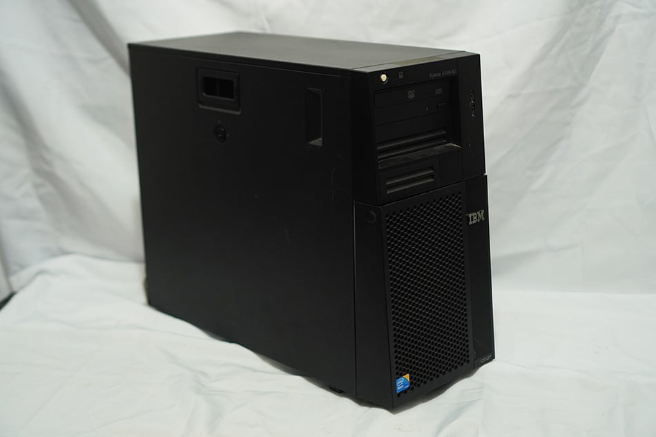 Server IBM Torre Xeon 3400 / 8GB / 750GB