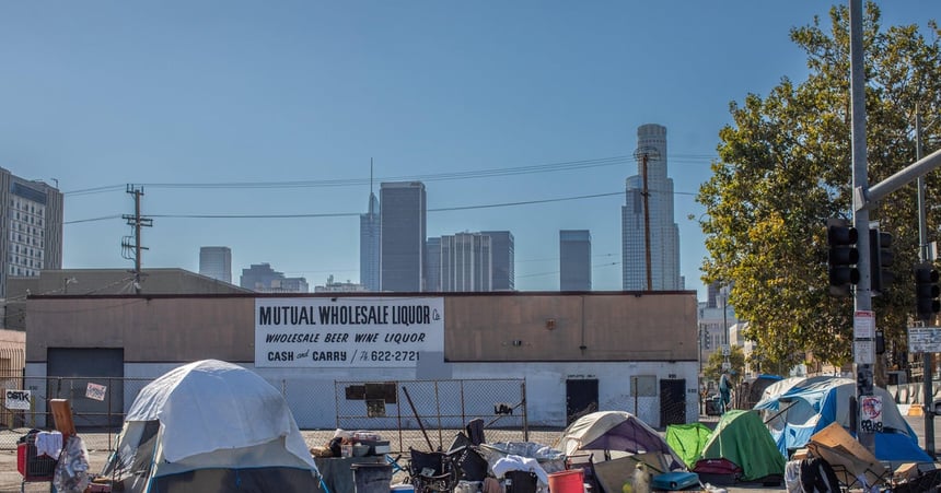 Trump Homelessness Order Pushes Civil Commitment, Reshapes HUD Funding