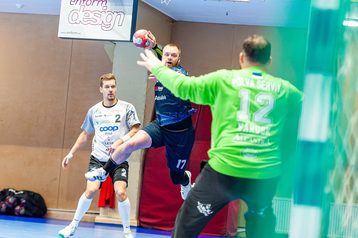 Dragunas turn the game around to defeat Serviti 32:28