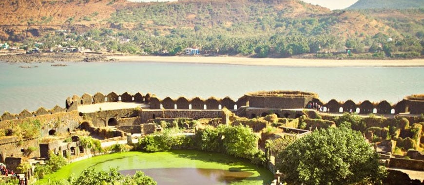 Weekend Getaway from Pune to Murud Janjira