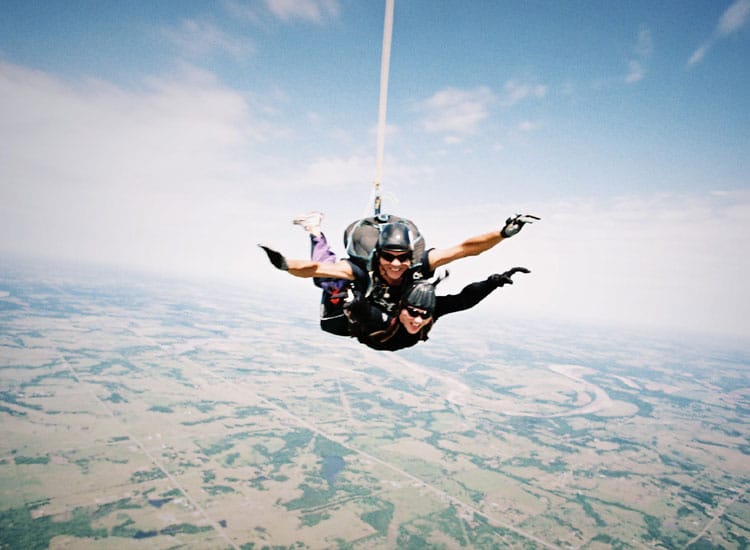 Sky Diving at Dhana