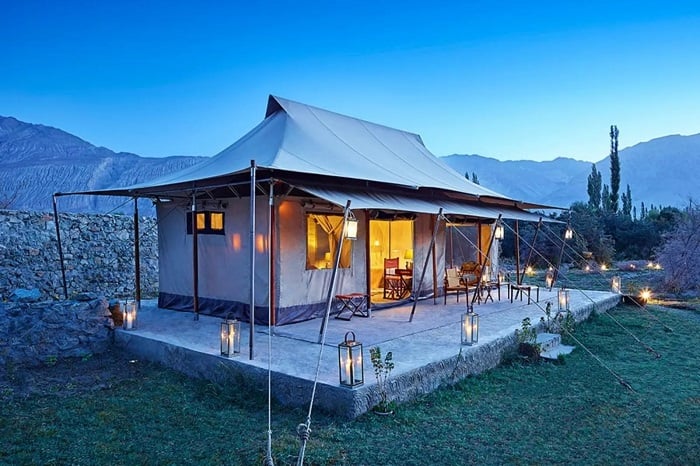 Glamping-in-the-Himalayas