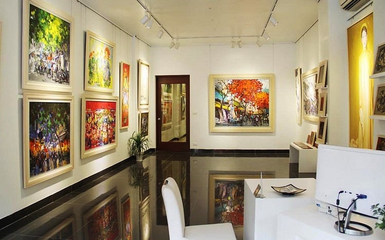 Must-Visit Art Galleries In Hanoi For All Art Lovers||Nguyen Art Gallery|Apricot Gallery||Green Palm Gallery|||Dong Phong Art Gallery|Thong Long Art Gallery