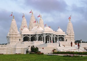 Swami Narayan Temple|Dwarkadhish Temple||nageshwar jyotirlinga|Check Out Dolphins|dwarka beach|Rukmini Temple||Sudama Bridge|Dwarka Lighthouse|Bhadkeshwar Mahadev Temple