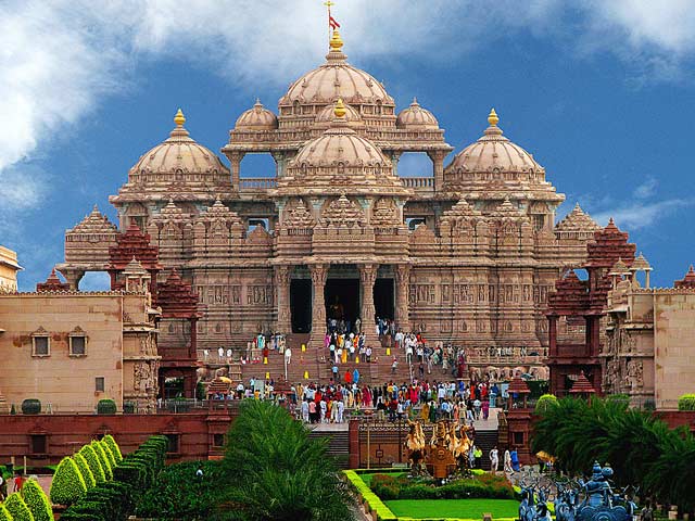 Swaminarayan Akshardham Temple in Gandhinagar